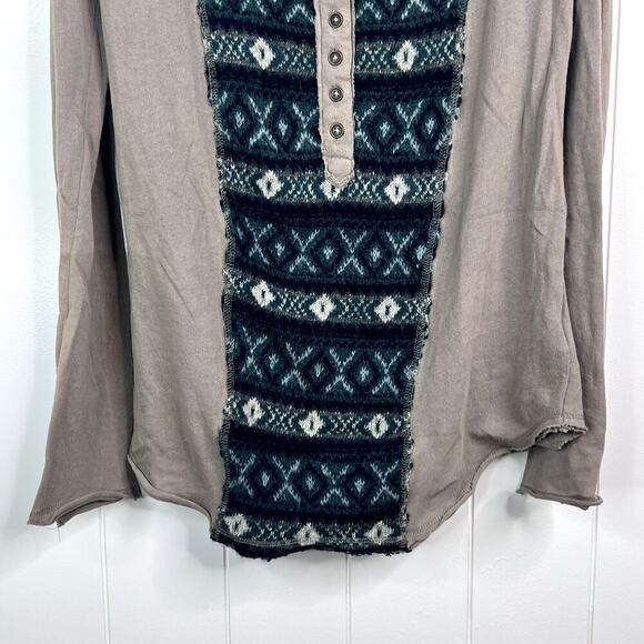 We The Free Free People Henley With Soft Sweater Detailing in Front SZ M - Picture 3 of 7